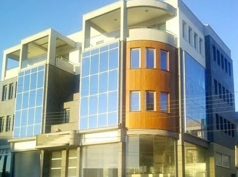 Investissement 480 m² à Limassol, Bases souveraines britanniques