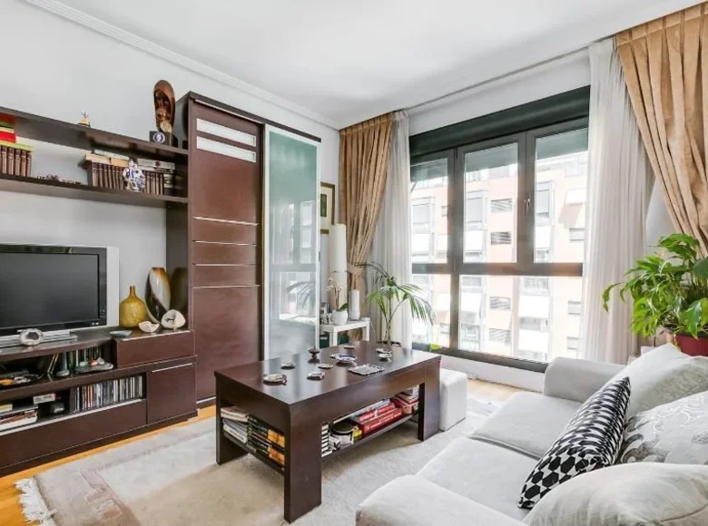 Wohnung 3 Schlafzimmer 100 m² Madrid, Spanien