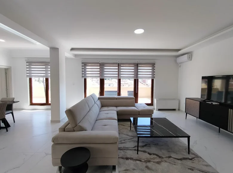 Apartamento 3 habitaciones 166 m² Budva, Montenegro