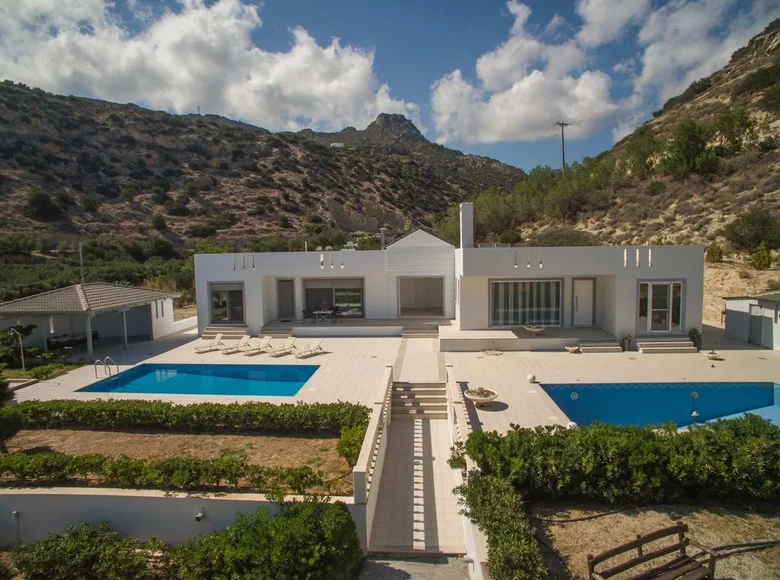 6 bedroom villa 200 m² Municipality of Agios Ioannis, Greece