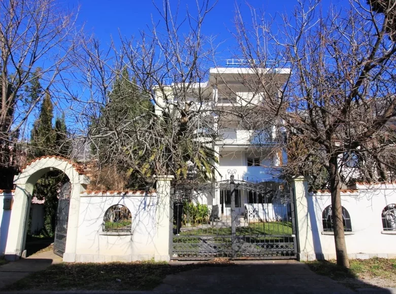 Hôtel 480 m² à Miljevci, Monténégro