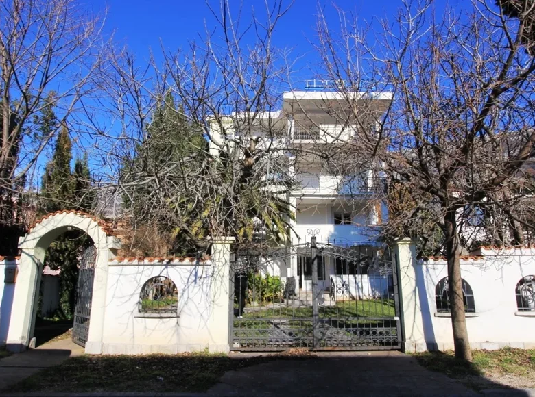 Hôtel 480 m² à Miljevci, Monténégro