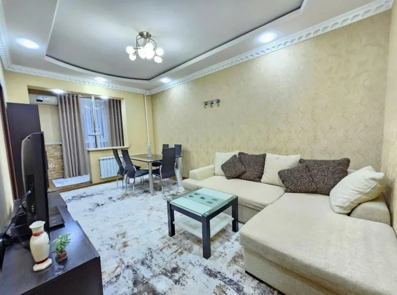 Kvartira 3 xonalar 65 m² Toshkentda