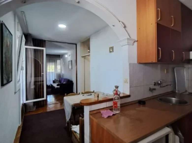 Apartamento 1 habitacion 90 m² Podgorica, Montenegro