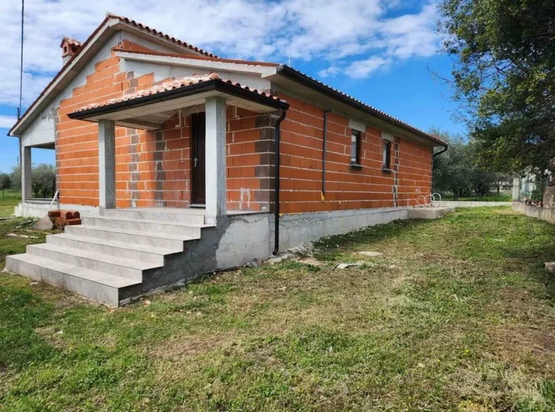 Villa 2 habitaciones 121 m² Vinkuran, Croacia