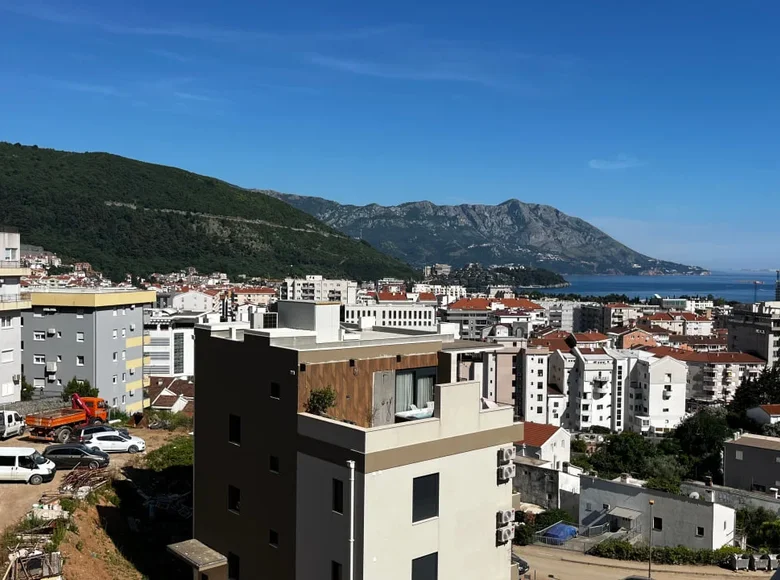 3 bedroom apartment 146 m² Budva, Montenegro