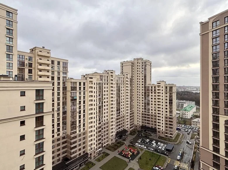 Квартира 3 комнаты 76 м² Минск, Беларусь