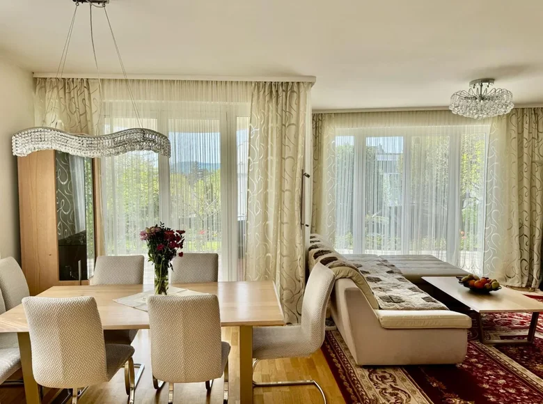 Mieszkanie 4 pokoi 140 m² Wiedeń, Austria