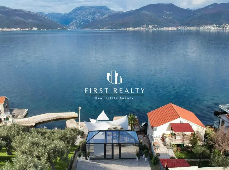 Hotel 350 m² in Krasici, Montenegro