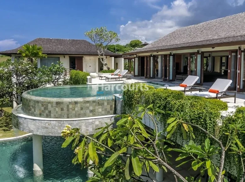 6 bedroom villa 1 025 m² Kutuh, Indonesia