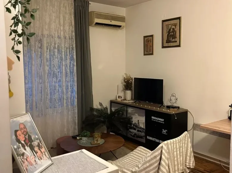 Mieszkanie 2 pokoi 27 m² Belgrad, Serbia