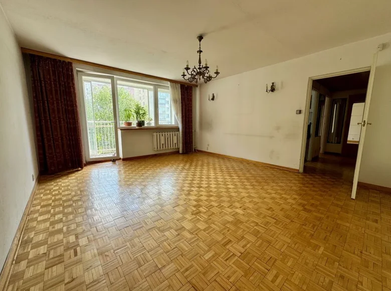 Mieszkanie 3 pokoi 75 m² Warszawa, Polska