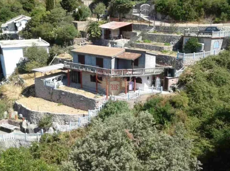 Casa 110 m² Dobra Voda, Montenegro