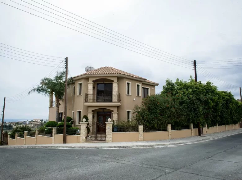 Villa de 6 habitaciones 600 m² Municipio de Means Neighborhood, Chipre