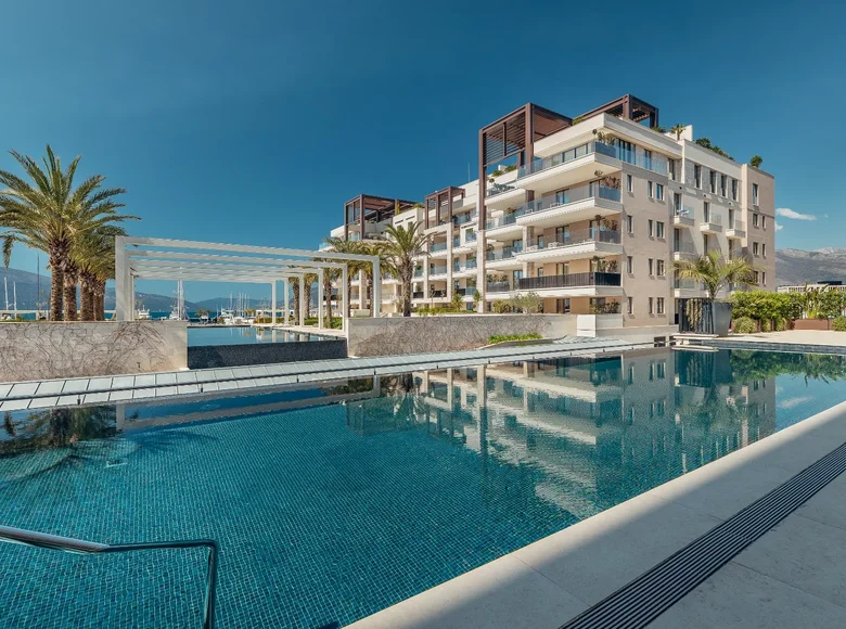 2 bedroom apartment 185 m² Montenegro, Montenegro