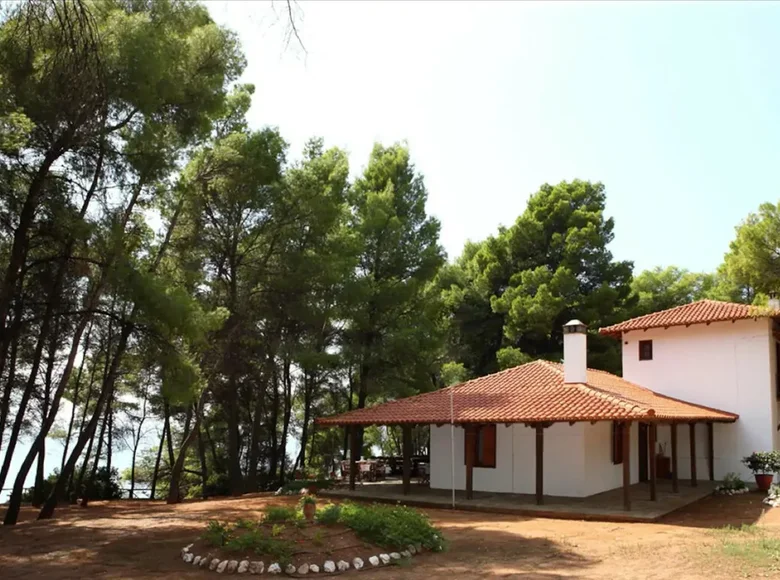 Cottage 5 bedrooms 175 m² Nikiti, Greece