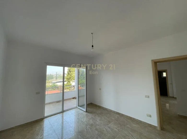 Mieszkanie 3 pokoi 86 m² Durres, Albania