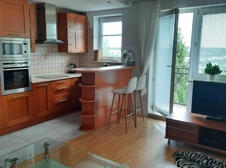 Appartement 2 chambres 52 m² en Varsovie, Pologne