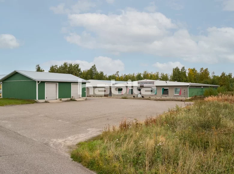 Nieruchomości komercyjne 2 000 m² Raahe, Finlandia