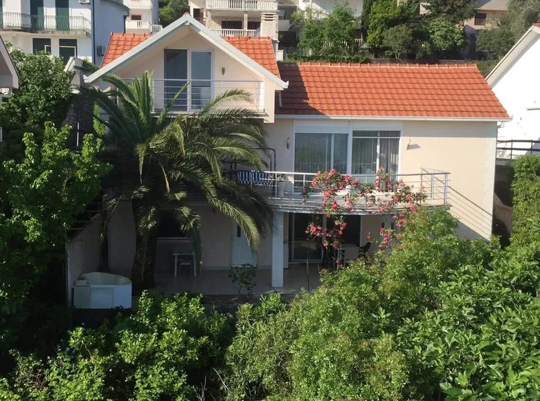 4 bedroom house 172 m² Krasici, Montenegro