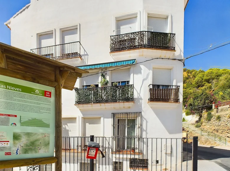 Wohnung 2 Schlafzimmer 97 m² Ojen, Spanien