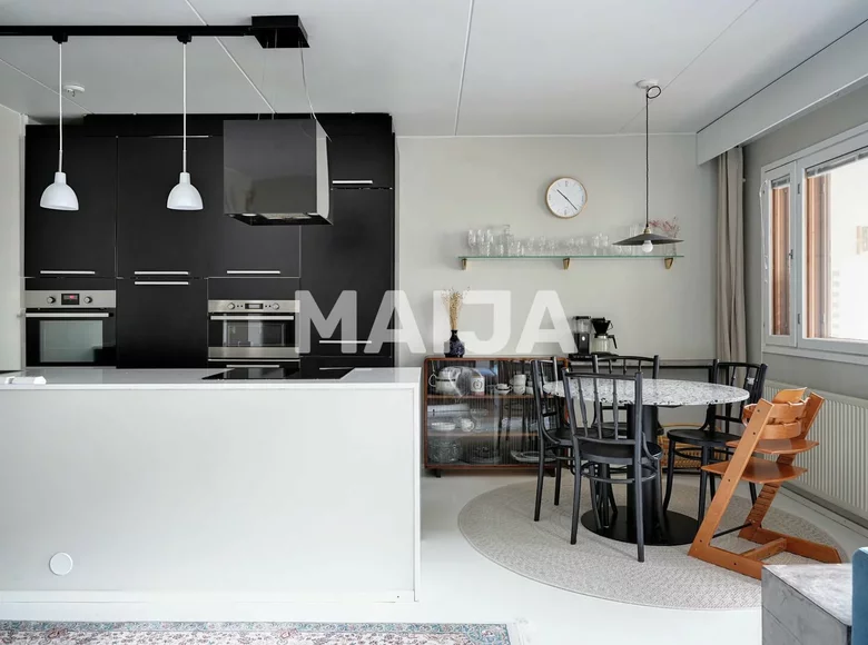 2 bedroom apartment 68 m² Helsinki sub-region, Finland