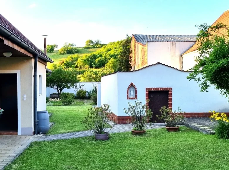 Haus 3 Zimmer 902 m² Hauskirchen, Österreich