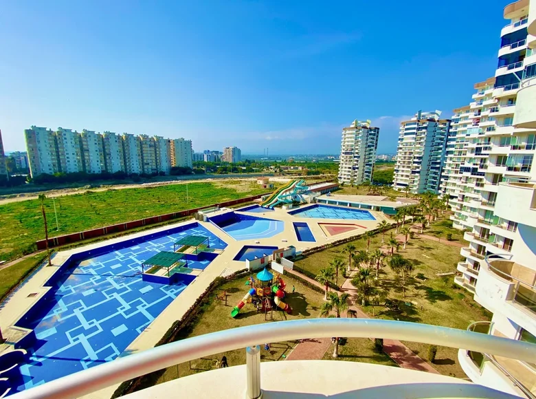 2 bedroom apartment 110 m² Mezitli, Turkey
