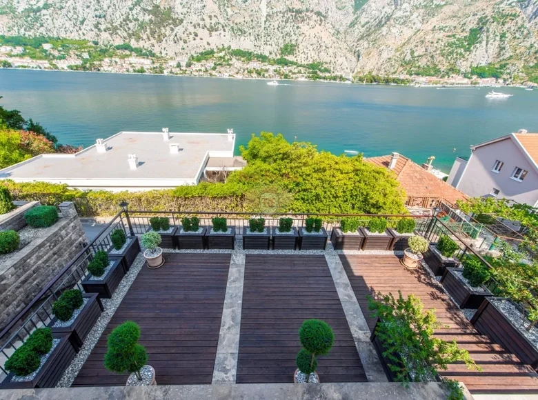 Wohnung 3 Zimmer 204 m² Kotor, Montenegro