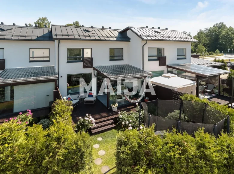 4 bedroom apartment 126 m² Helsinki sub-region, Finland