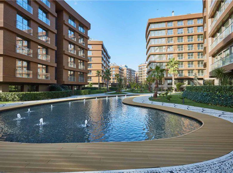 Apartamentos multinivel 6 habitaciones 490 m² Ueskuedar, Turquía