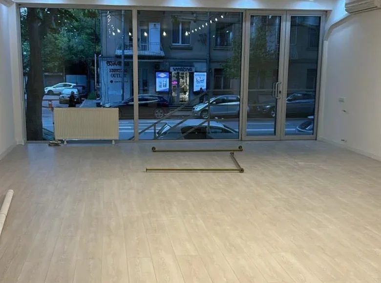 Propiedad comercial 128 m² en Tiflis, Georgia