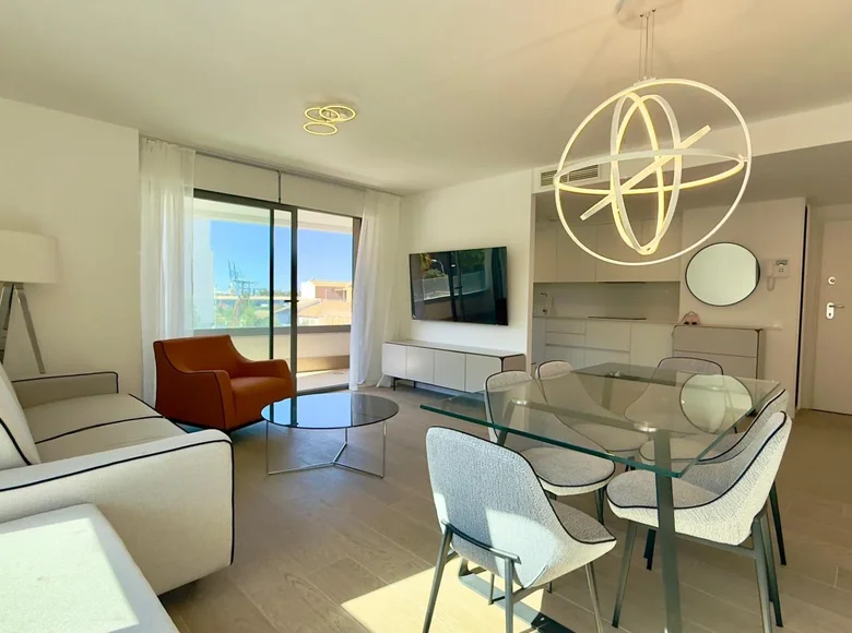 3 bedroom apartment  Alicante, Spain