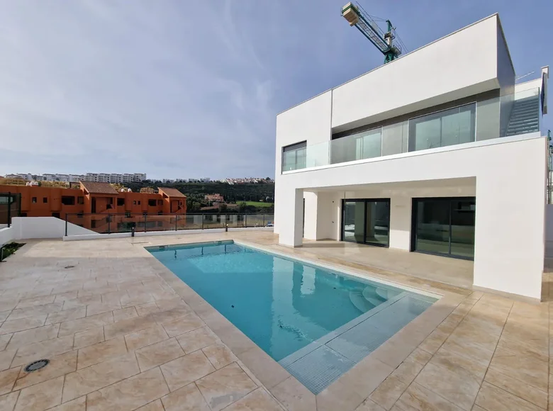 4-Schlafzimmer-Villa 168 m² Manilva, Spanien
