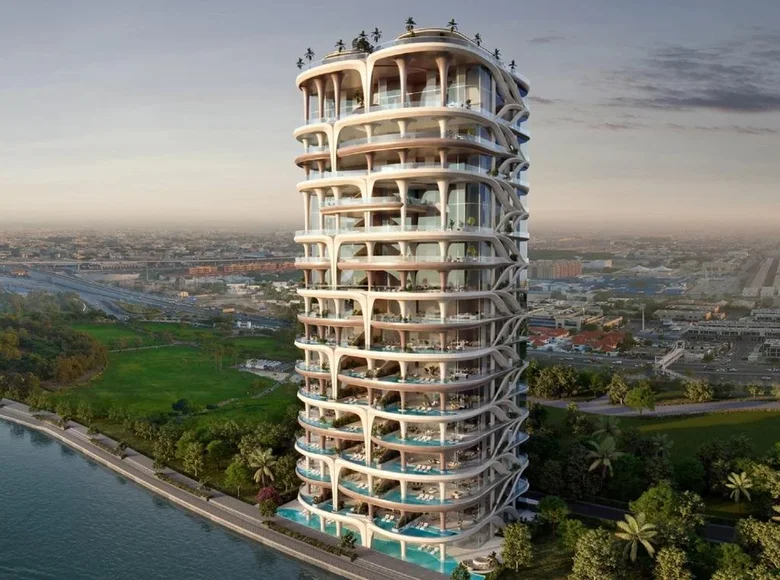 4 bedroom apartment 695 m² Dubai, UAE