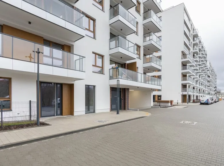 Gewerbefläche 1 zimmer 28 m² in Warschau, Polen