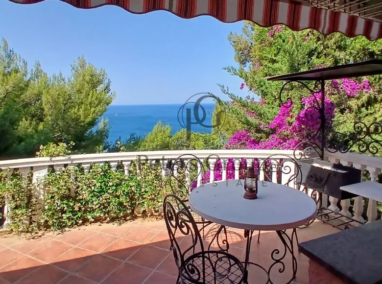 Casa 4 habitaciones 196 m² Bar, Montenegro