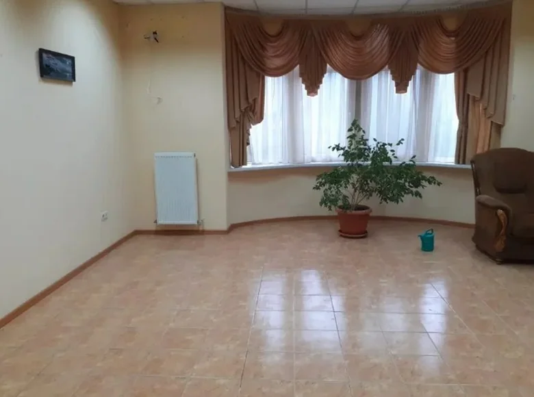 9 room house 495 m² Lymanka, Ukraine