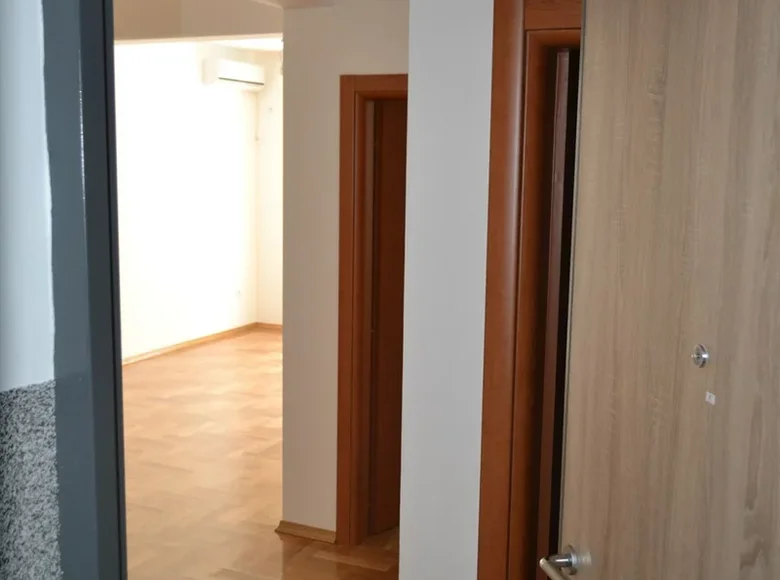 Квартира 52 м² Подгорица, Черногория