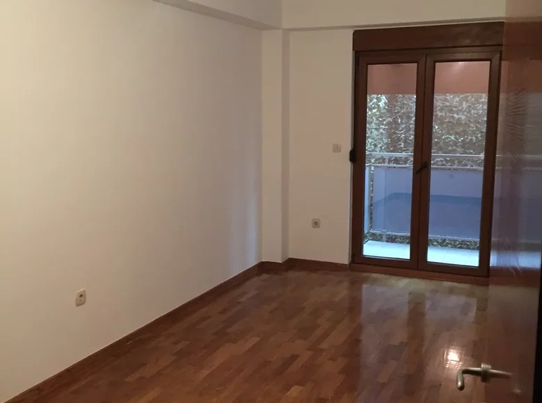 Wohnung 4 Schlafzimmer 95 m² Podgorica, Montenegro