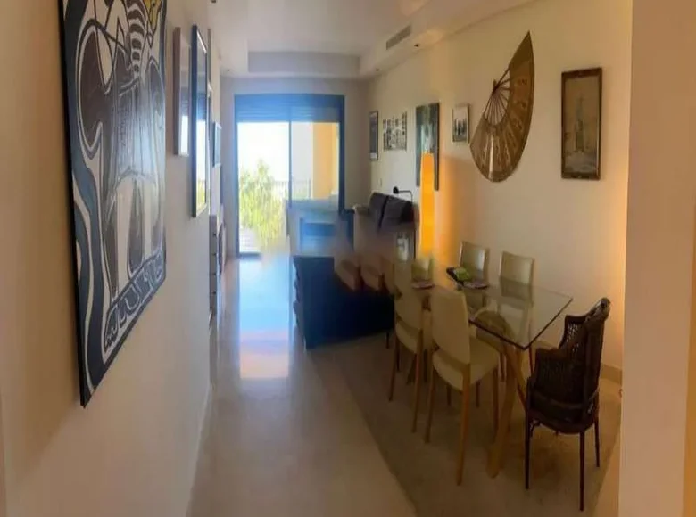 Apartamento 2 habitaciones 218 m² Benahavis, España