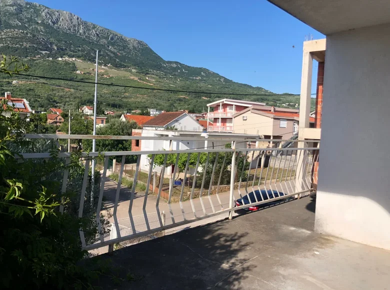 4 bedroom house 128 m² Dobra Voda, Montenegro