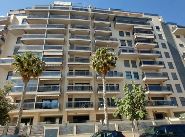 2 bedroom apartment 82 m² Alicante, Spain