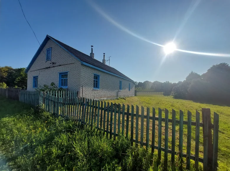 House 108 m² Miadzielski sielski Saviet, Belarus