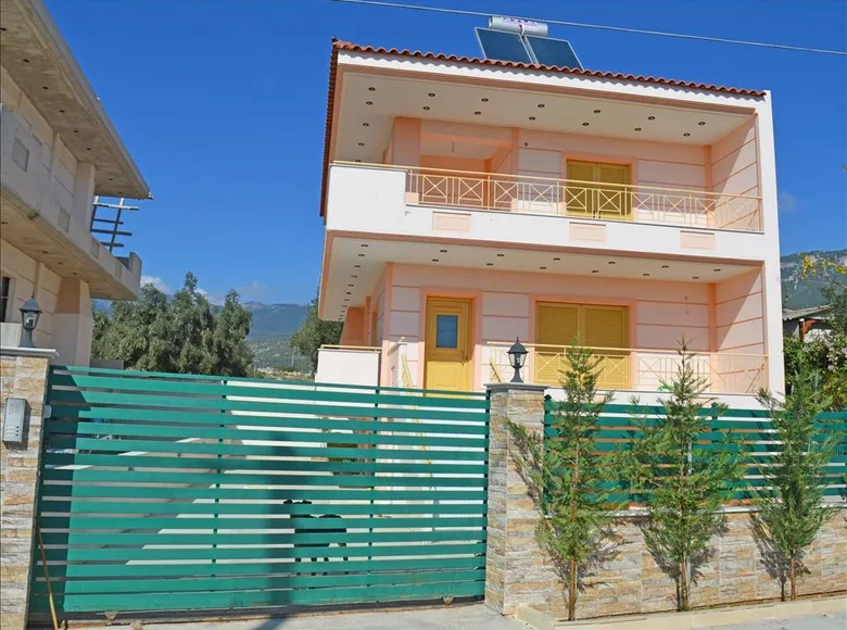 3 bedroom townthouse 180 m², Greece