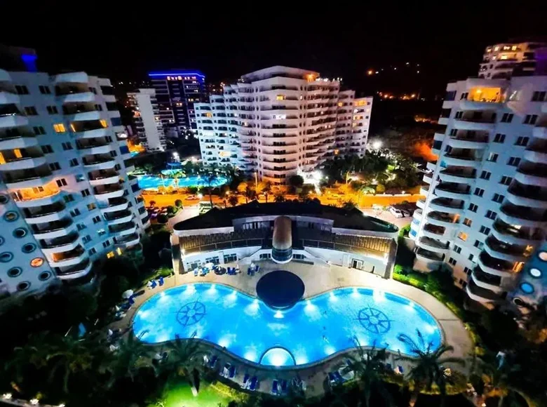 2 bedroom apartment 100 m² Mahmutlar, Turkey