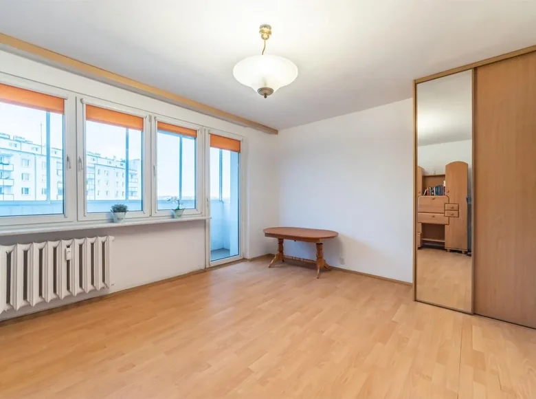 2 room apartment 35 m² Warsaw, Poland