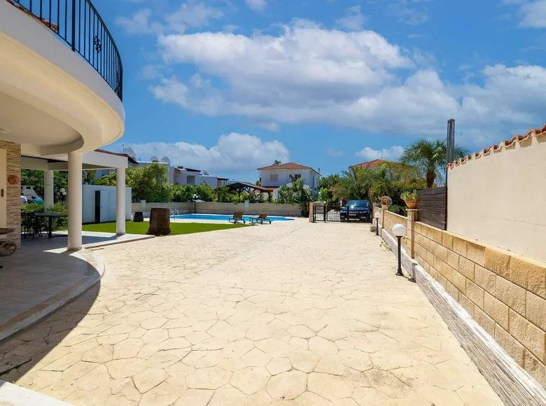 Villa de 3 habitaciones 214 m² Meneou, Chipre