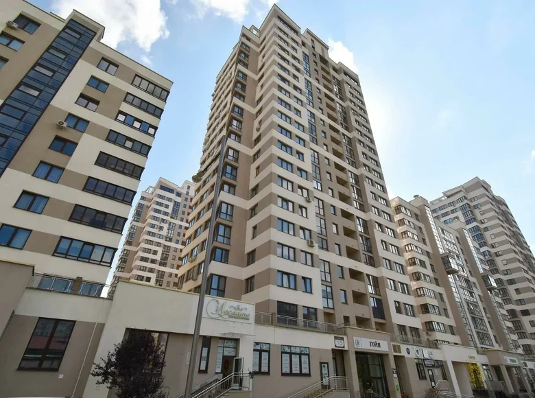 Квартира 2 комнаты 95 м² Минск, Беларусь