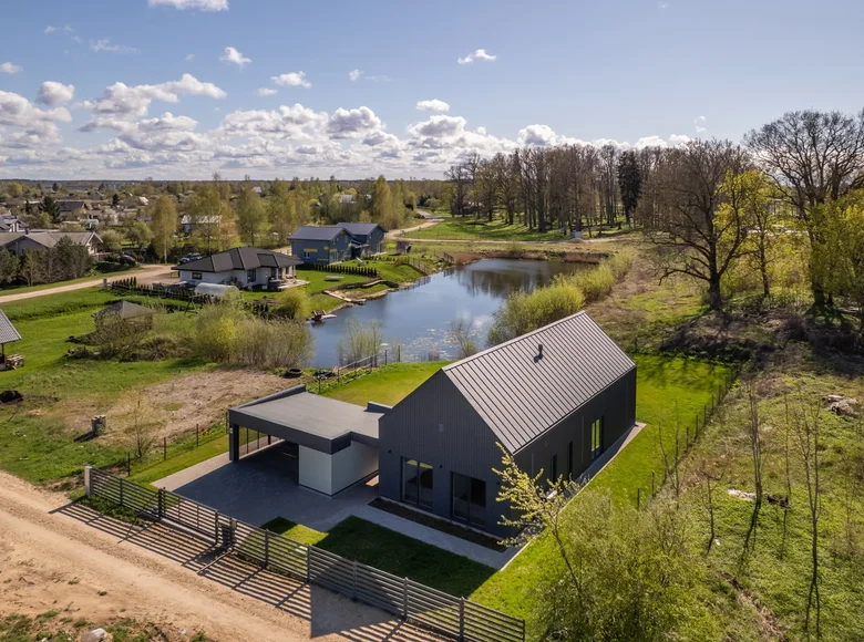 Дом 4 комнаты 205 м² Адажи, Латвия